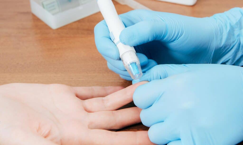 For most people with healthy kidney function, gabapentin is effectively cleared within 2 to 4 days after the last dose