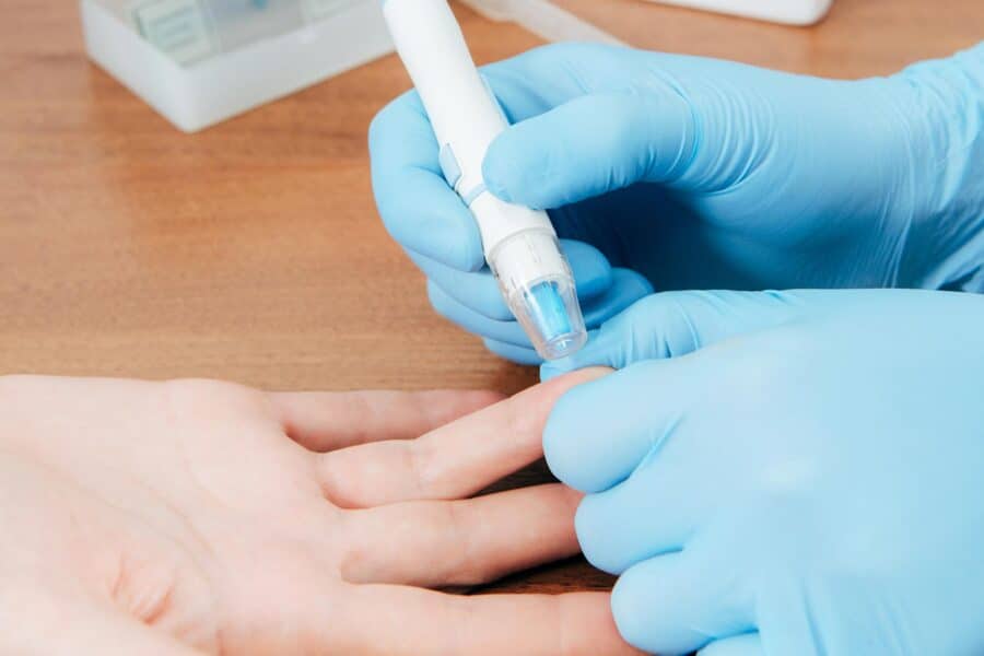 For most people with healthy kidney function, gabapentin is effectively cleared within 2 to 4 days after the last dose