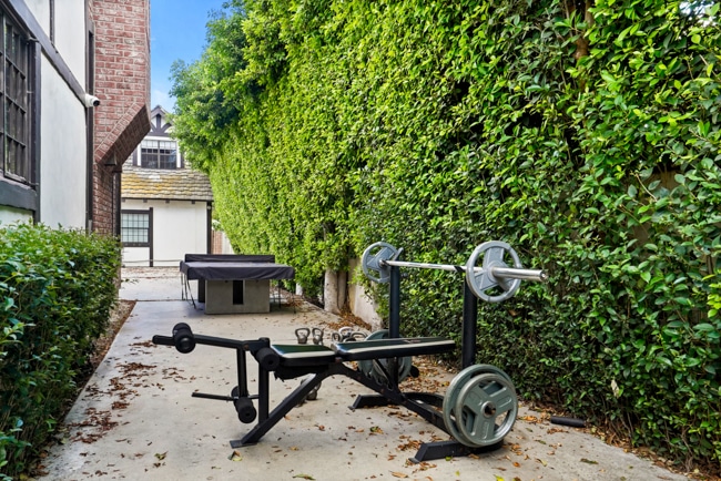 Rehab insurance coverage in Los Angeles at iRely Recovery